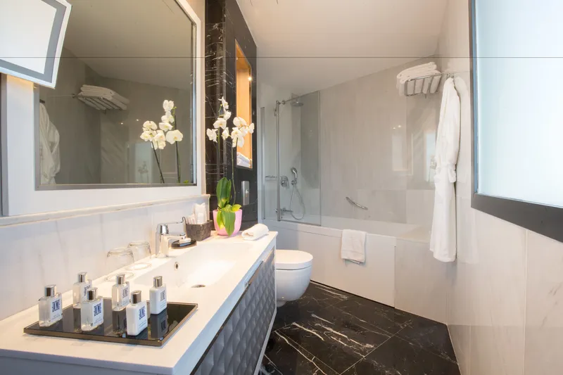 Lamaraz Arts Hotel, Alger — Salle de bain