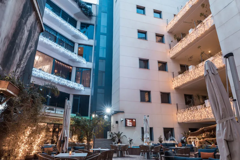 AZ Hôtel Zéralda