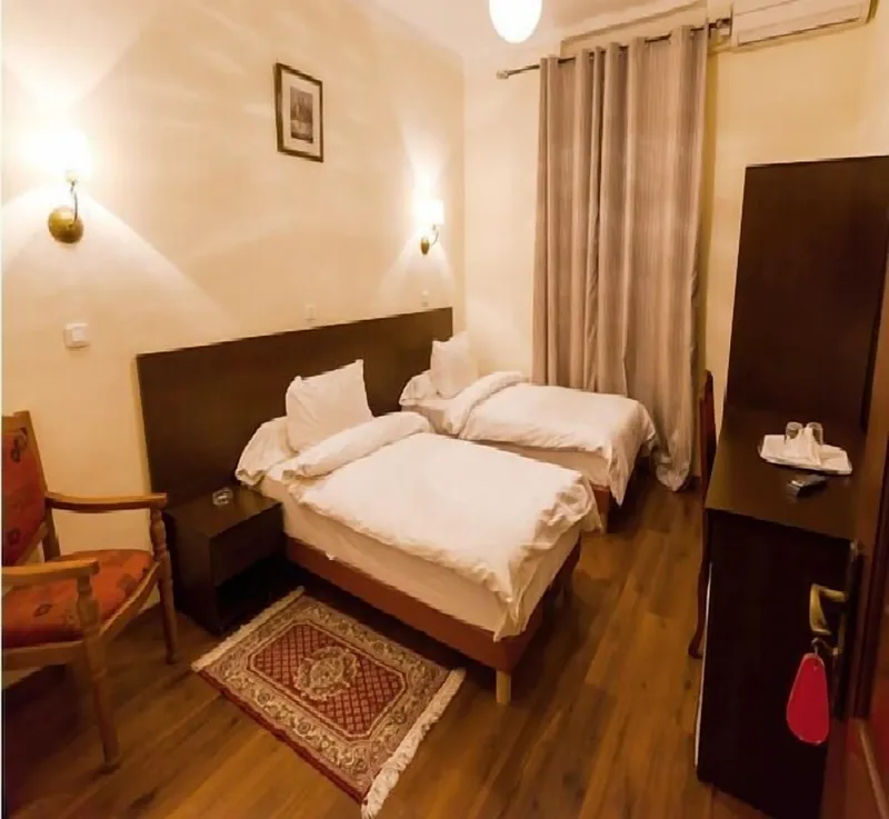 Hôtel Suisse, Alger — Habitación Twin