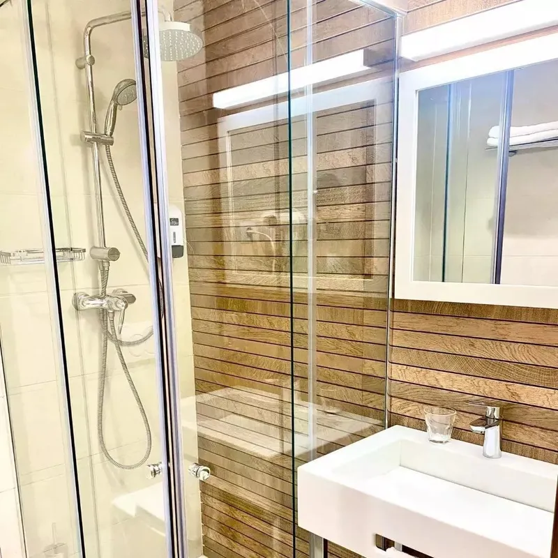 IBIRIS, Oran — Salle de bain