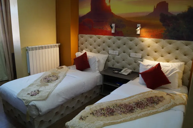 Timgad Hotel Hazem, Batna — Zweibettzimmer