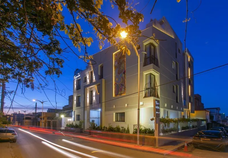 Madaure Hôtel, Alger — Établissement