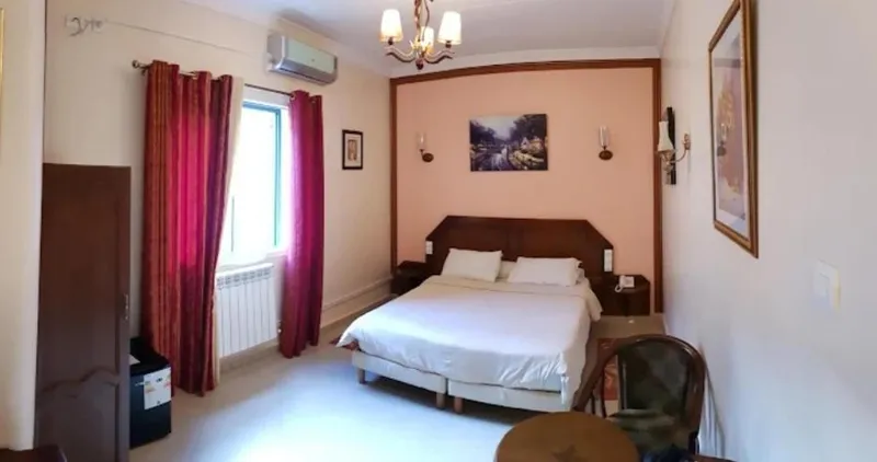 Hôtel Les Ambassadeurs, Oran — Chambre Double