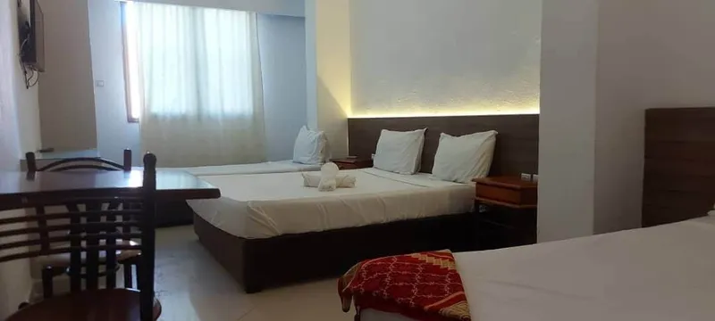 Le Privilège Hôtel, Oran — Chambre Triple