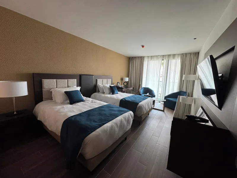 Seybouse Hôtel & Spa, Annaba — Chambre Twin avec balcon
