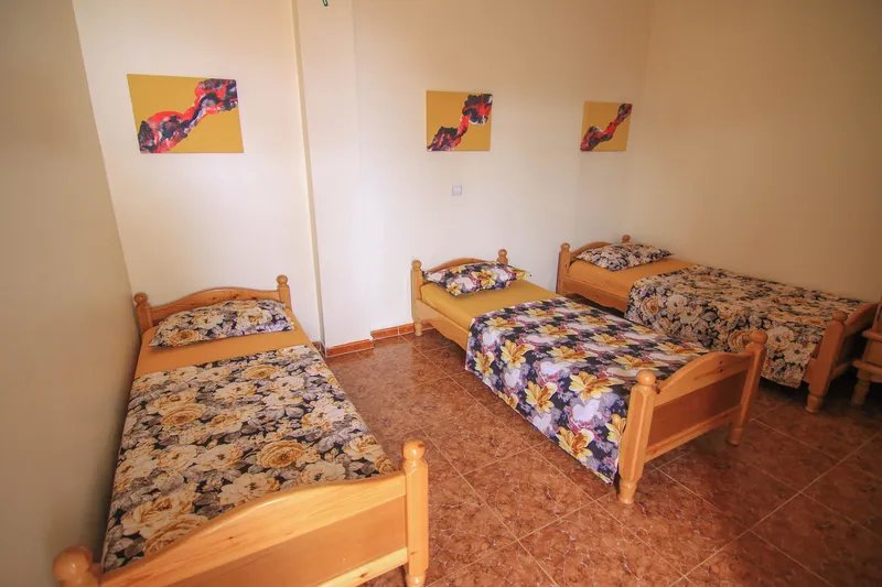 Hôtel de la Plage d'Or, Jijel — Chambre Triple avec balcon