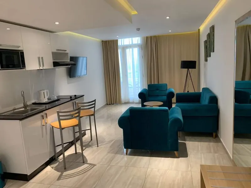 El Marsa Hotel, Alger — Suite