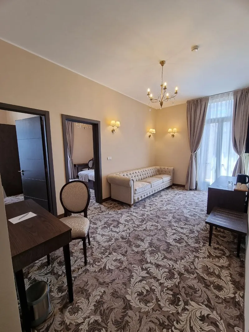 Grand Hôtel Oran, Oran — Suite Senior
