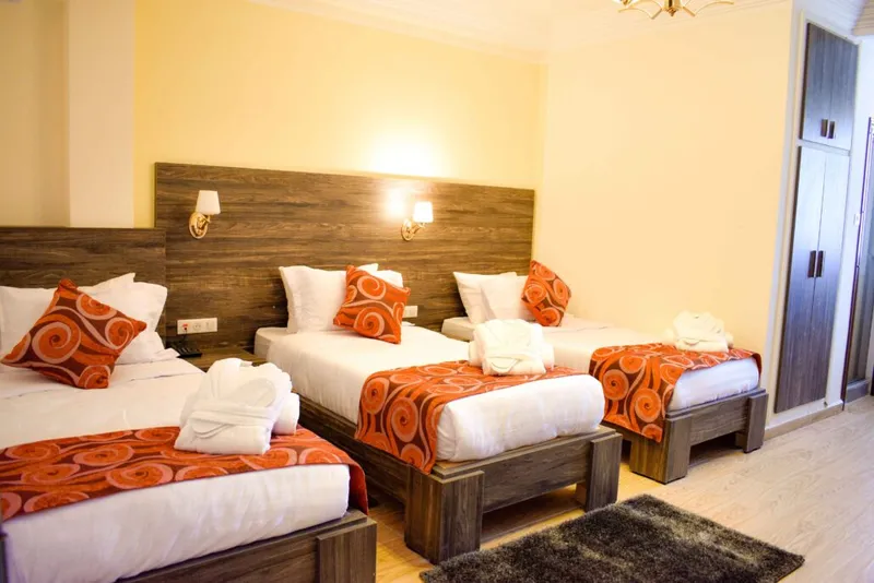 Le Relais Vert Hotel, Tizi Ouzou — Chambre Triple