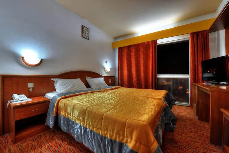 Hôtel Essalem, Skikda — Suite