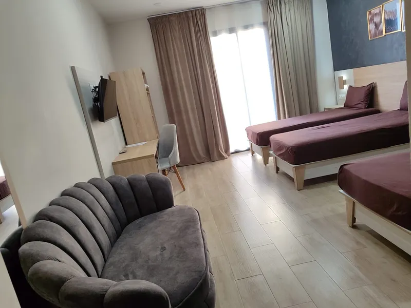 Résidence Amjed, Oran — Chambre Triple