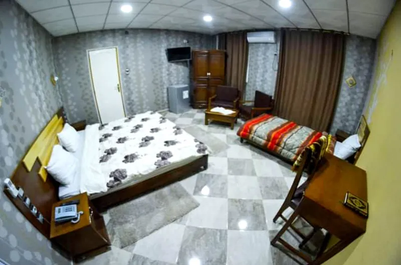 Hôtel Brahimi, Batna — Chambre Triple