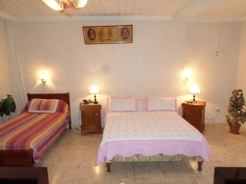 Royal Sakhri Hotel, Alger — Camera Tripla